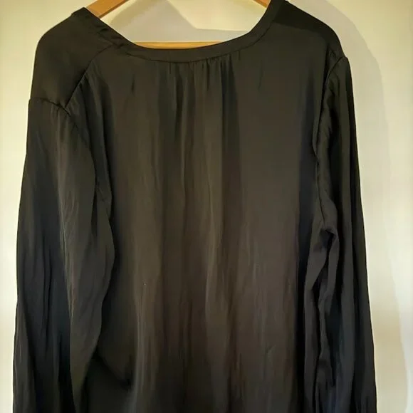 Banana Republic Black Long Sleeve Blouse, Size XXL - Picture 3 of 8
